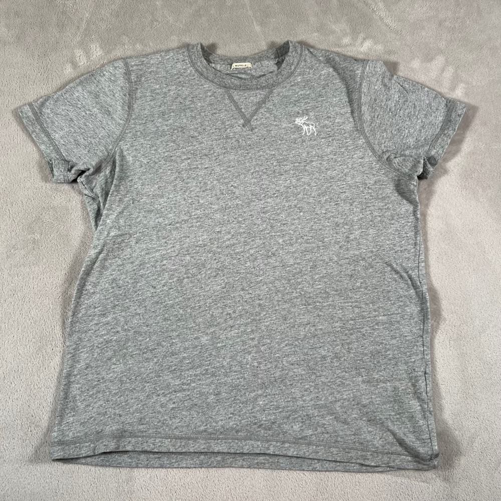 Abercrombie & Fitch T-Shirt Mens Size XL Gray Muscle Fit Short Sleeve Moose Logo